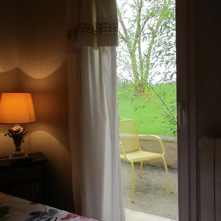 ベッド・アンド・ブレックファスト Domaine Du Moulin De L'etang Châtillon-sur-Marne