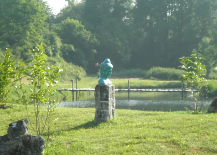 Domaine Du Moulin De L'etang Bed and Breakfast