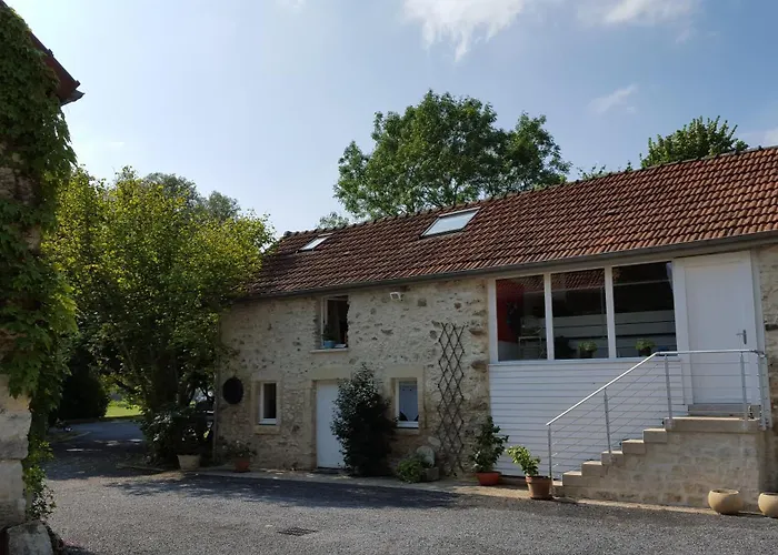 Domaine Du Moulin De L'etang Bed and Breakfast Châtillon-sur-Marne